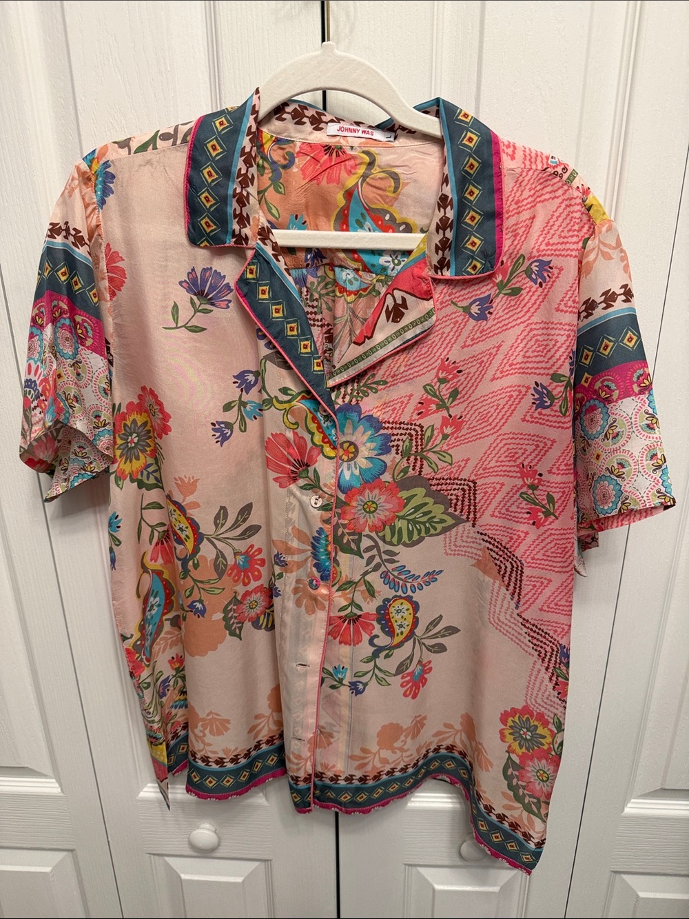 Johnny Was Pink Floral & Multicolor Short-Sleeve Button Shirt